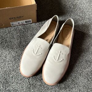 Sperry Loafer, size 8.5. Never Worn.